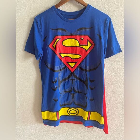Superman Superhero Men Short Sleeve T-Shirt With Cape Halloween Costume Small - Picture 1 of 4